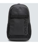 MALETIN OAKLEY THE FRESHMAN SKATE BACKPACK BLACKOUT - FOS901202-02E